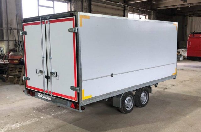 Прицеп Фургон Промтоварный хит 3.0