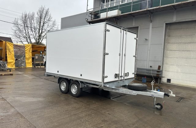 Фургон из сэндвич панелей